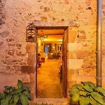 Bed and breakfast La Maison Aux Puits 3*