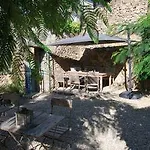 La Maison Aux Puits