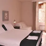 La Maison Aux Puits Bed and breakfast Cordes-sur-Ciel