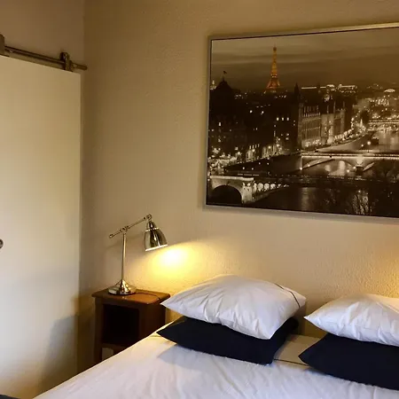 Bed and Breakfast La Maison Au Puits Cordes Sur Ciel