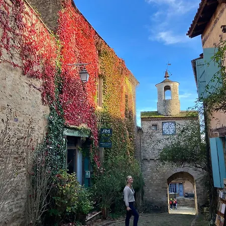 Bed & Breakfast La Maison Aux Puits