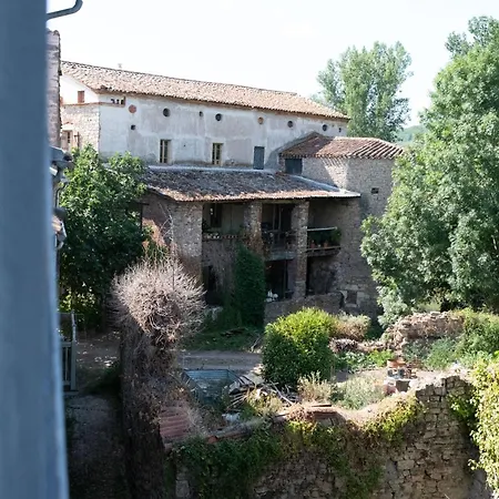 La Maison Aux Puits 3* كورد سور سيال