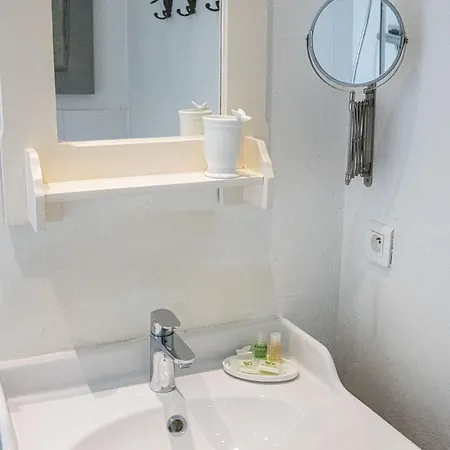 La Maison Aux Puits كورد سور سيال