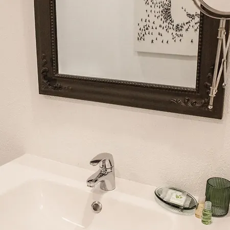 فندق مبيت وإفطار La Maison Aux Puits 3*