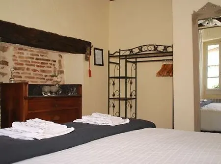 Pensionat La Maison Au Puits 2*