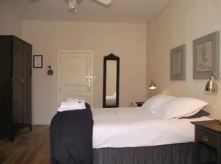 Bed and Breakfast La Maison Au Puits