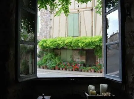 Pensionat La Maison Au Puits Cordes Sur Ciel