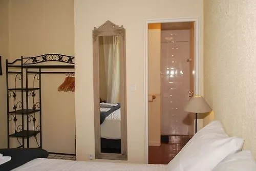 B&B La Maison Aux Puits 콜드즈수르씨엘