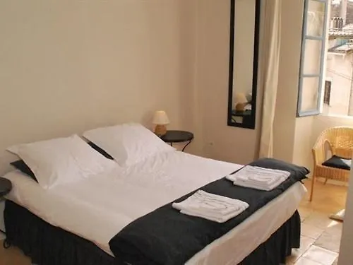 La Maison Aux Puits 3* 콜드즈수르씨엘