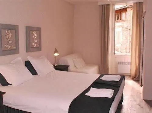 La Maison Aux Puits B&B 콜드즈수르씨엘